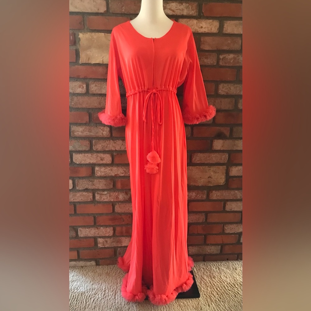 Vintage 1960’s Butterfield 8 Robe/Gown/Kaftan Reddish Orange Free Size